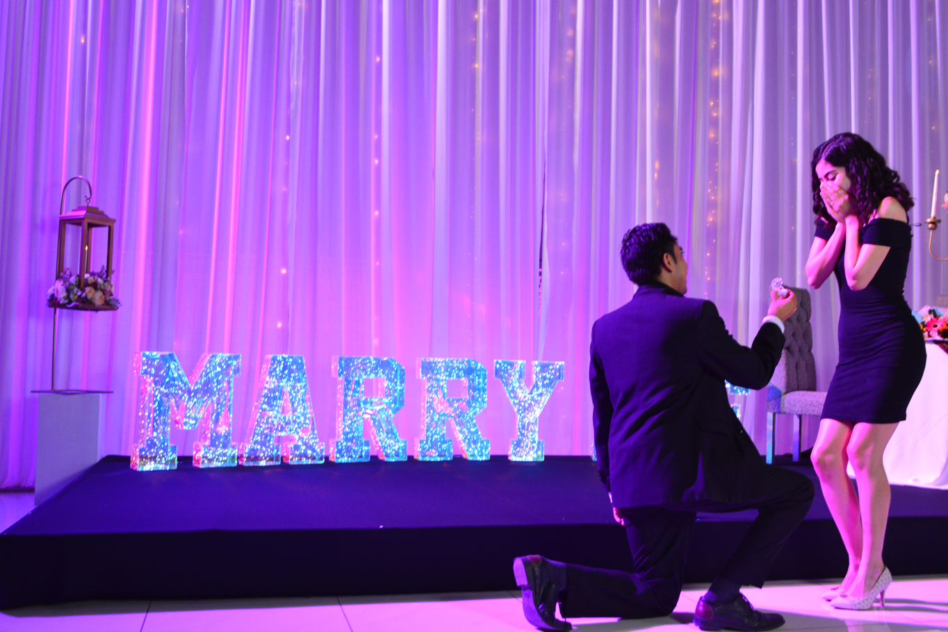 Marry Me Casate Conmigo Letrero Luminoso Grande Salon Hotel