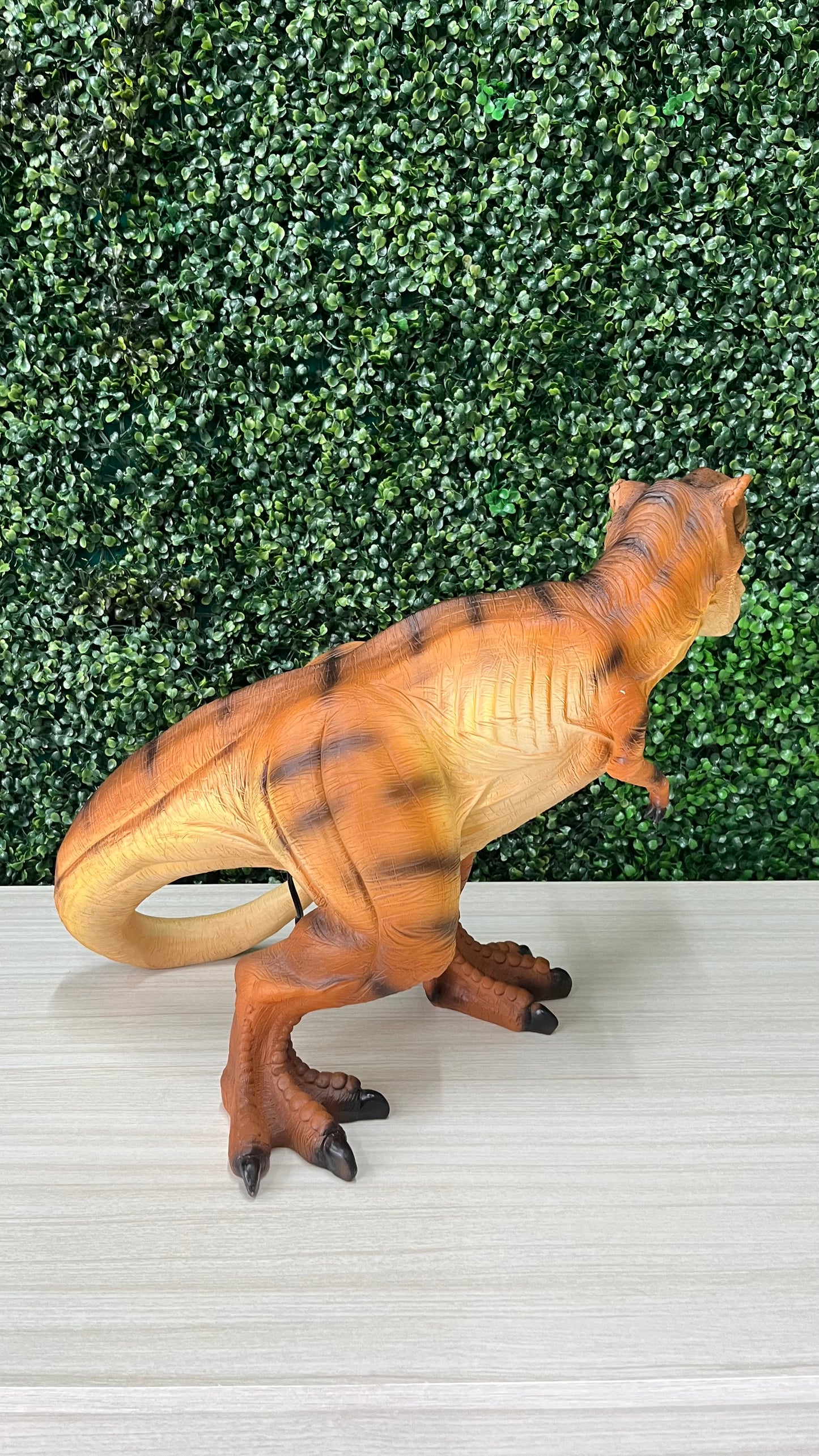 LAMPARA DECORATIVA DE DINOSAURIO T-REX